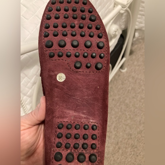 Manolo blahnik driving loafers in deep burgundy - Picture 6 of 12